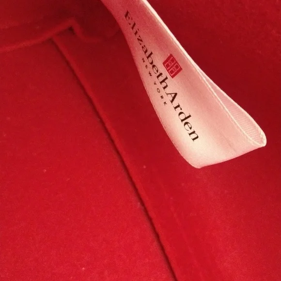 Elegant Red Tote Bag - Picture 9 of 17